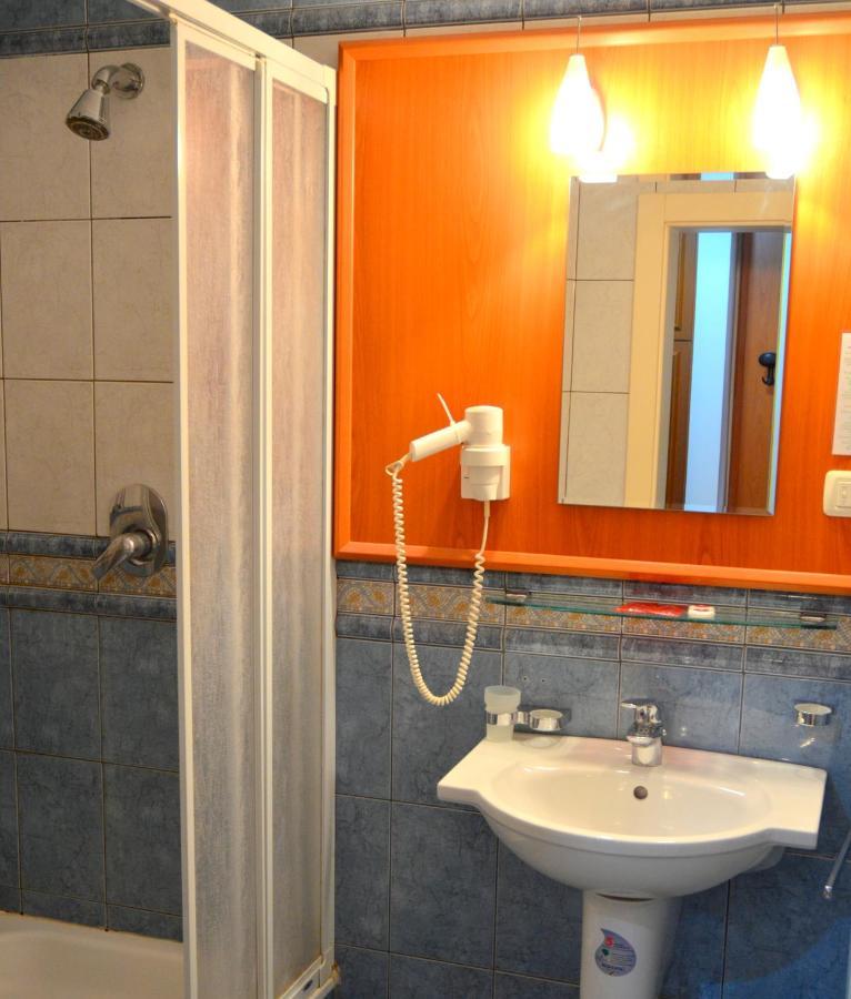 Hotel Iadolina Stana de Vale Zewnętrze zdjęcie