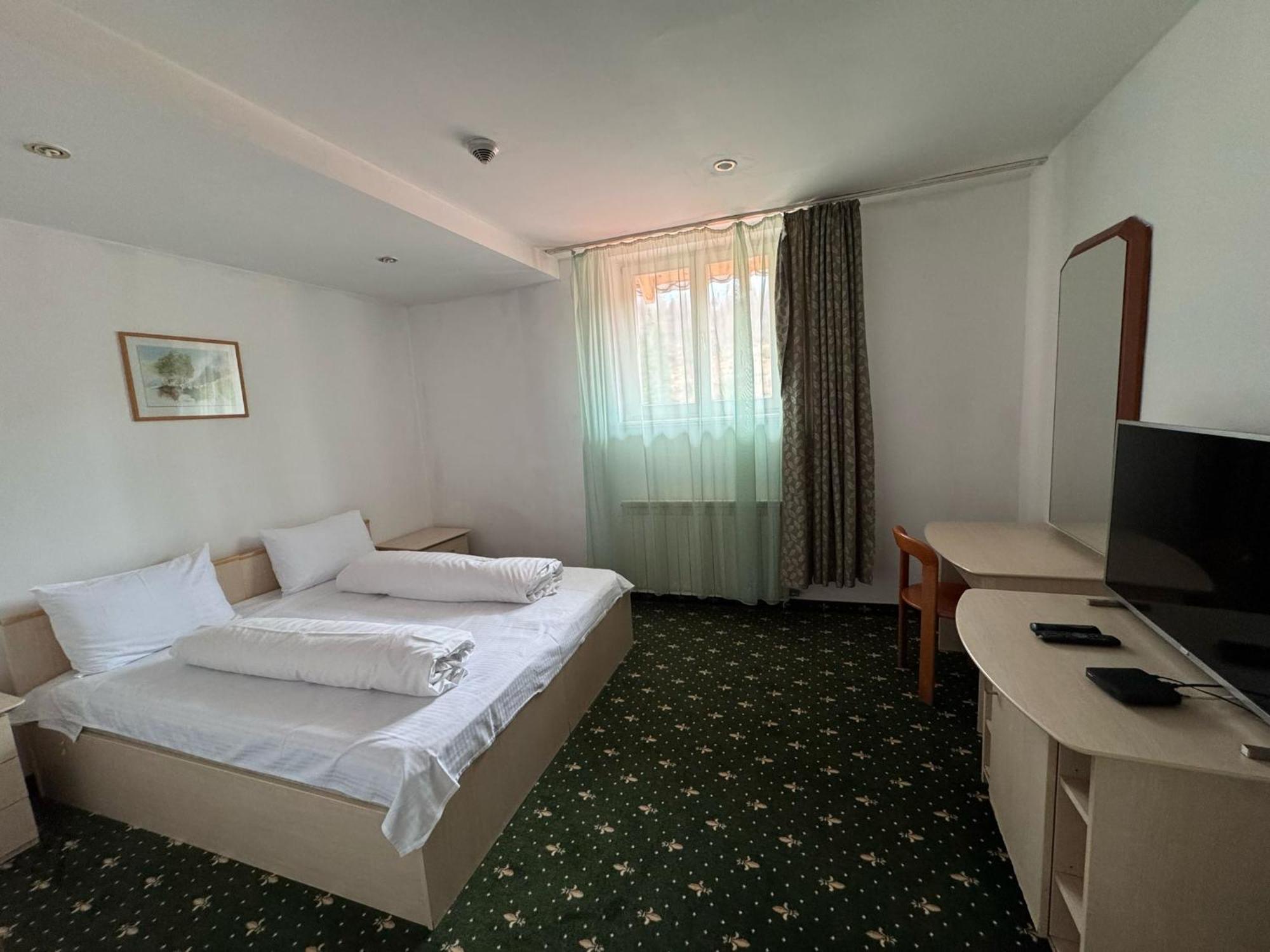 Hotel Iadolina Stana de Vale Zewnętrze zdjęcie