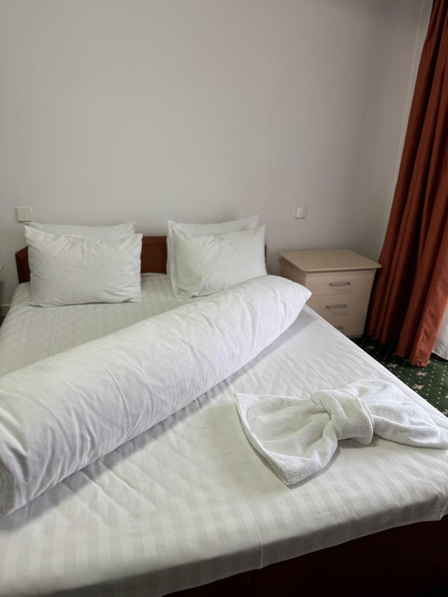 Hotel Iadolina Stana de Vale Zewnętrze zdjęcie